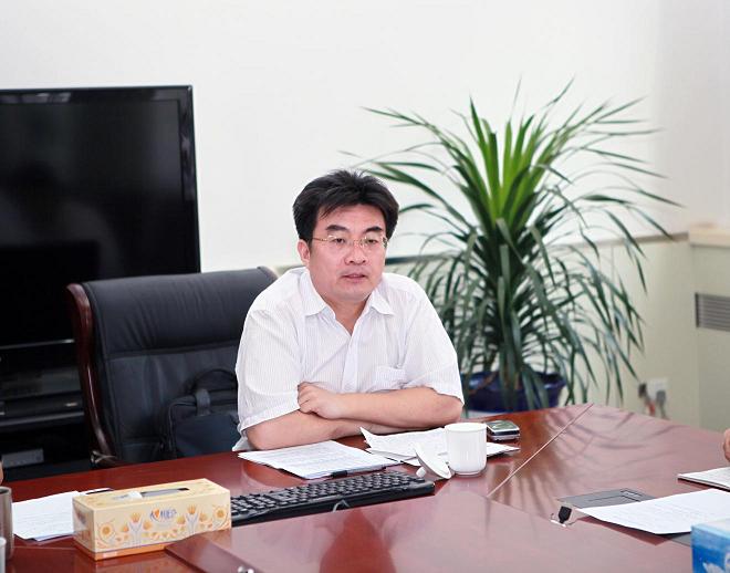2011年6月7日，张云利国家一级律师在市司法局局长办公会上，为局领导举行了《刑法修正案（八）》关于醉驾入刑的讲座。